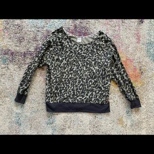 Victoria's Secret pink green camo oversize terry cloth size medium